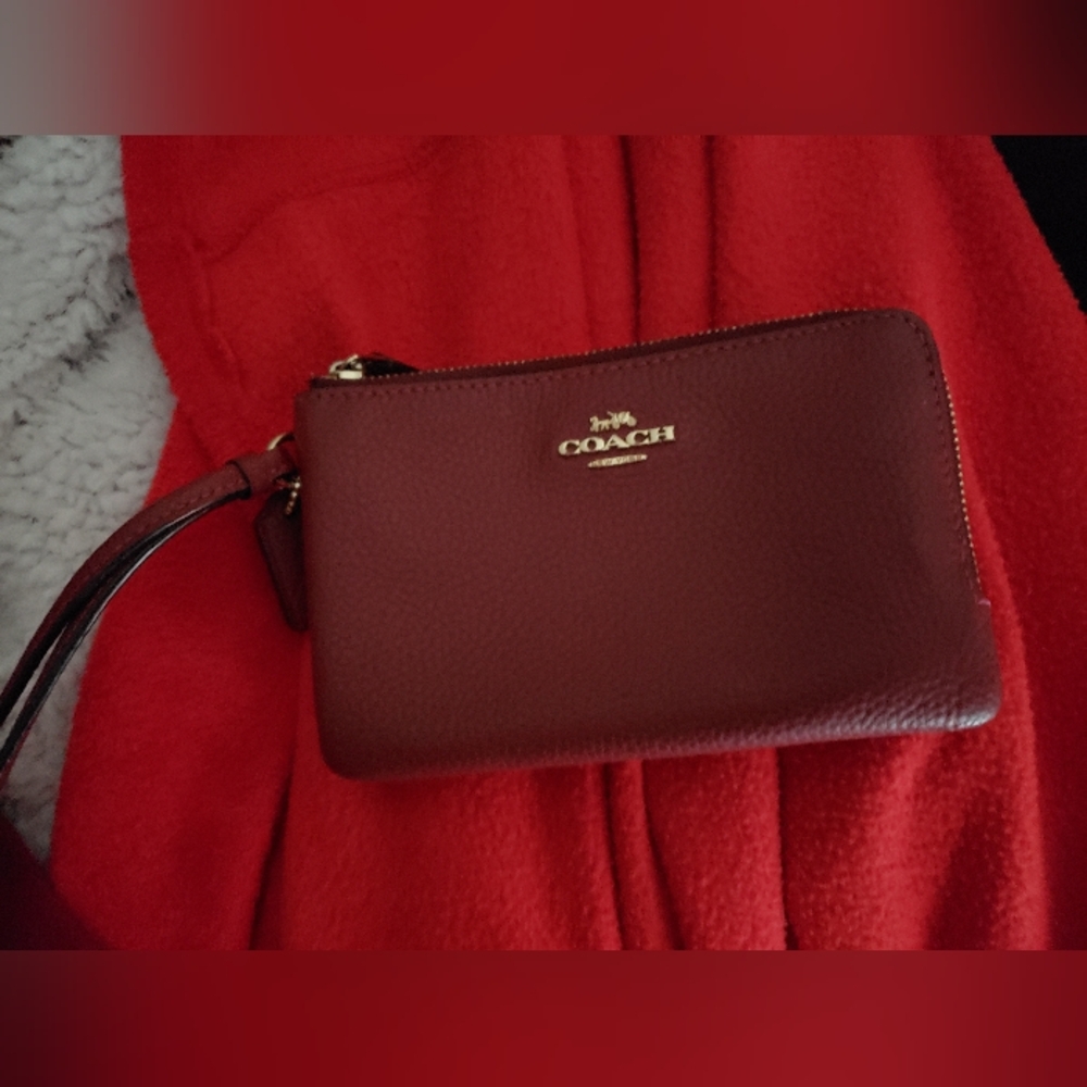 Coach Double Zipper Wristlet Burgundy 4x6" Goldtone Hardware Very Good Condition